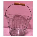 513 - GLASS BASKET W/ HANDLE (T268)