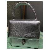 513 - SILVER & GREEN METALLIC HANDBAG (M152)