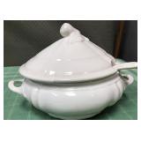 513 - WHITE CERAMIC SOUP TUREEN W/ LID & LADLE