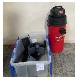 513 - CRAFTSMAN WALLVAC WET DRY VAC W ACCESSORIES