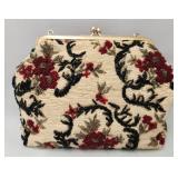 513 - EMBROIDERED FLORAL PURSE (T146)