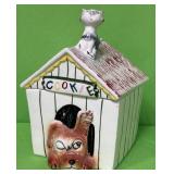 513 - CERAMIC DOG HOUSE COOKIE JAR (F32)