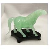 513 - GREEN HORSE W/ BLACK STAND (T62)