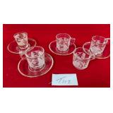 513 - MID-CENTURY GOLD FOLIAGE CUPS & SAUCERS