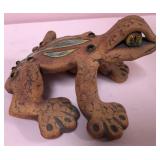 513 - TERRACOTTA FROG FIGURINE (T273)