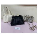 513 - LOT OF THREE PURSES (T87)