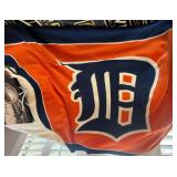 S3 - DETROIT TIGERS FLEECE THROW (B96)