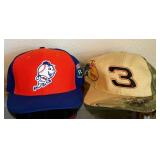 S3 - LOT OF TWO HATS (B60)
