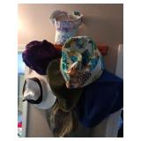 S1 - MIXED LOT OF HATS (M11)