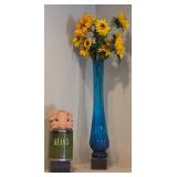 S1 - PIG COLLECTIBLE, ART GLASS VASE (K5)