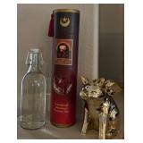 S1 - GLASS BOTTLE & FLYING PIG FIGURINE (L60)