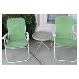 S1 - TWO PATIO CHAIRS W/ DRINK TABLE (Y30)