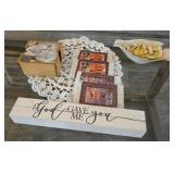 S1 - COASTERS, CANDY DISH, DECORATIVE SIGN (L61)