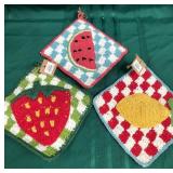43 - NEW WMC THREE POT HOLDERS (A190)