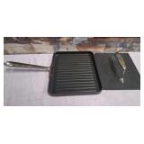 N3 - ALL-CLAD CAST IRON PAN & PRESS (G110)