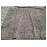 11 - SAFAVIEH AREA RUG 118X95"
