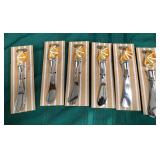 43 - NEW WMC MUD PIE BUTTER/CHEESE SPREADERS (B31)
