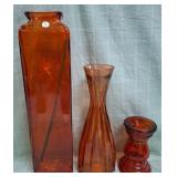 11 - THREE ART GLASS VASES (C117)