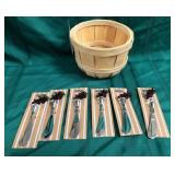 43 - NEW WMC MUD PIE CHEESE/ JAM SPREADERS (B32)