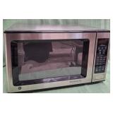 11 - GE SENSOR MICROWAVE OVEN (D88)