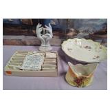 N3 - PLACE CARD SET, PEDESTAL DISH, SCULPTED HANDS