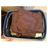 S2 - BROWN & TAN BEDSHEETS IN BLUE TOTE (M53)