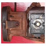11 - VINTAGE 1920-40 KONISHIROKU PEARLETTE CAMERA