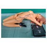 N - BLACK ART TATTOO FIGURE (B76)