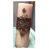 513 - DECORATIVE PILLAR CANDLE (M12)