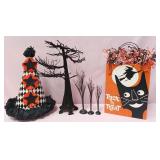 548 - MIXED LOT OF HALLOWEEN DECORATIONS (B48)