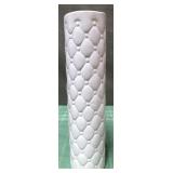 513 - ART DECO WHITE CERAMIC CYLINDER VASE