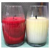 513 - TWO GLASS CANDLES RED & CREAM (M140)