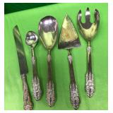 546 - FIVE PIECES SERVING UTENSILS (A29)