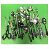 546 - MIXED LOT OF FLATWARE (A33)