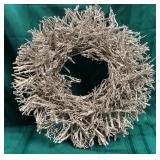 43 - NEW WMC SPARKLY TWIG WREATH (A85)
