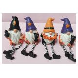 548 - FOUR GNOME SHELF SITTERS (B7)