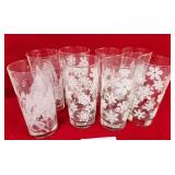 513 - LOT OF 8 HOLIDAY GLASSES W/ SNOWFLAKES (T158