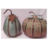 548 - DECORATIVE PUMPKIN & GOURD (B95)