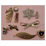 N - MIXED LOT OF COSTUME JEWELRY (H19)