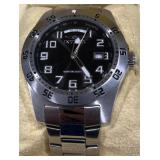 INVICTA 100 METERS WATCH