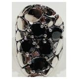 H -DESIGNER BLACK GLASS RING