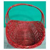 N - VINTAGE RED WOVEN BASKET (B31)
