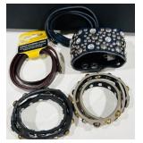 H -LOT OF LEATHER CRYSTALS BRACELET