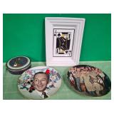 N - MIXED LOT OF COLLECTIBLES (D93)