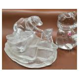 696 - GLASS BEAR FIGURINES W/ POLAR BEAR SCULPTURE