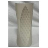 N - LENOX MIRAGE DIAMOND VASE (C201)