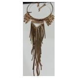 H -GOLD-TONE COLLAR FRINGE STATEMENT NECKLACE