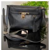 403 - MICHAEL KORS BLACK CROSSBODY HANDBAG