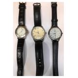 313 - LOT OF 3 QUARTZ WRISTWATCHES W/ LEATHER BAND