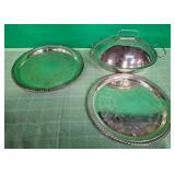 N - VINTAGE COVERED DISH & TRAYS (D103)